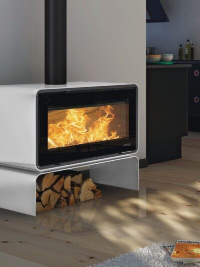 Lotus Living Base Kaminofen Alpin White, Rauchabgang hinten